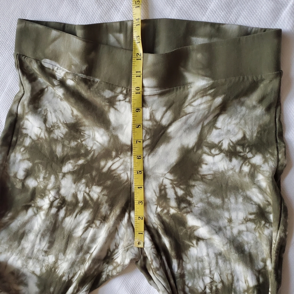 Torrid Moss Green Tie Dye High Rise Sweatpants Legging 2X - Picture 9 of 10